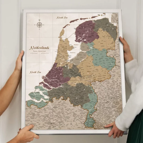 Niederlandekarte Modern Olive Safari